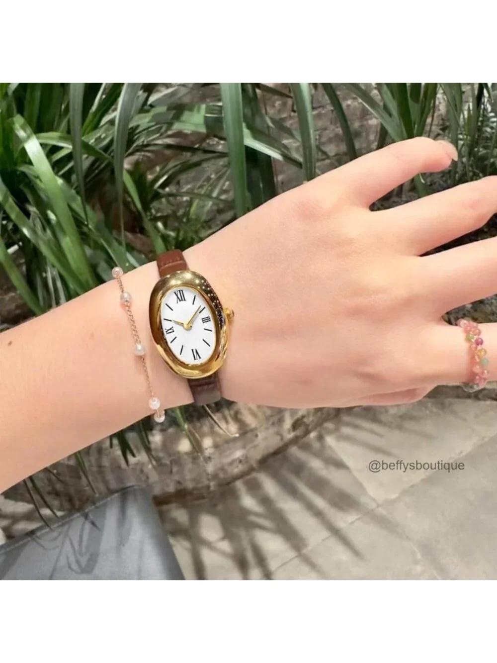 Elegant Oval Dial Bangle Watch for Women Quartz Gold-Tone Finish